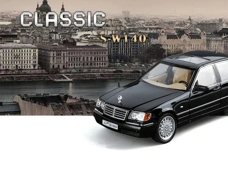 Modello di auto in scala 1:24 Mercedes Benz S320 W140 in lega con suono e luce, collezione di veicoli giocattolo.