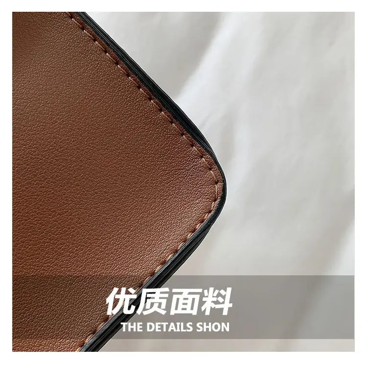 Borsa a tracolla: - “Incantesimi a Tracolla: Stile Britannico da Mago Moderno”