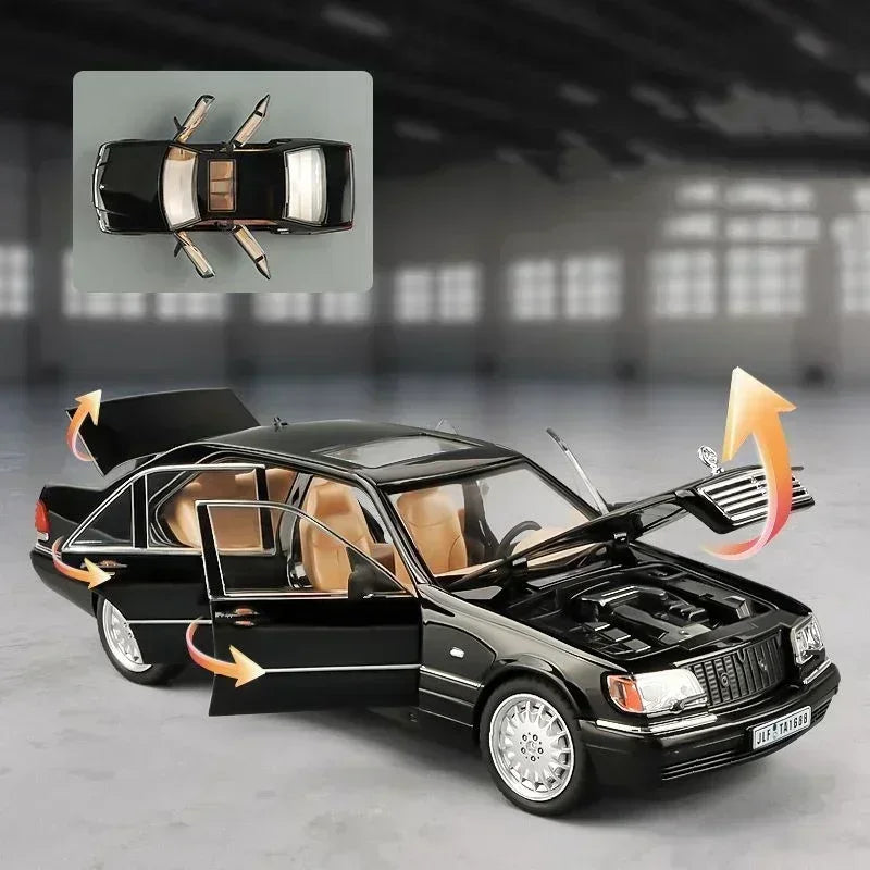 Modello di auto in scala 1:24 Mercedes Benz S320 W140 in lega con suono e luce, collezione di veicoli giocattolo.
