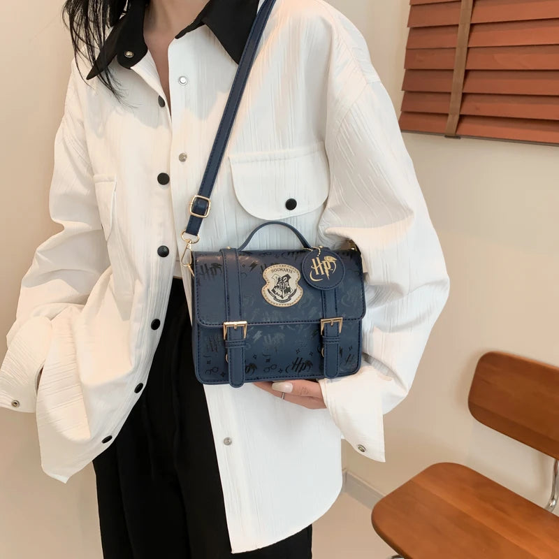 Borsa a tracolla: - “Incantesimi a Tracolla: Stile Britannico da Mago Moderno”