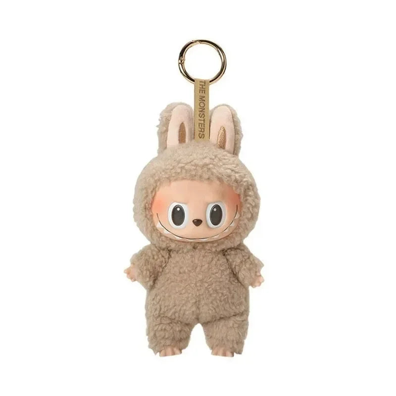 ✨ Labubu V3 – Big Into Energy Series ✨
Un'esplosione di colori e personalità!
🟠 Colleziona il tuo Labubu unico! Questa figura in vinile fa parte della serie Big Into Energy, caratterizzata da un design tie-dye unico